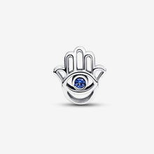 Cargar imagen en el visor de la galería, Charm Openwork Mano di Fatima Pietra Blu
