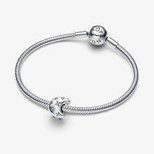 Cargar imagen en el visor de la galería, Charm Luna Crescente "The Sky is the Limit"
