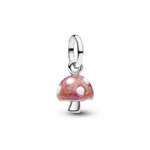 Load image into Gallery viewer, Charm fungo che si illumina al buio
