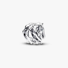 Carica l'immagine nel visualizzatore di Gallery, Charm Openwork Cavallo

