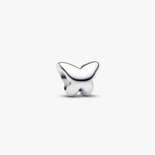 Carica l'immagine nel visualizzatore di Gallery, Mini Charm Farfalla
