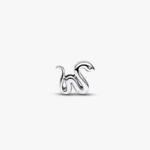 Carica l'immagine nel visualizzatore di Gallery, Mini Charm Serpente
