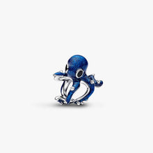 Carica l'immagine nel visualizzatore di Gallery, Charm Polpo Blu
