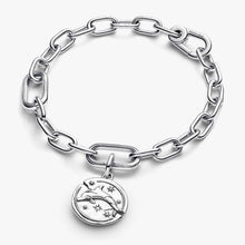 Cargar imagen en el visor de la galería, Charm Medallion Delfino "Audaces Fortuna Iuvat"

