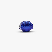 Load image into Gallery viewer, Mini Charm Conchiglia effetto metallico blu
