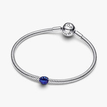 Load image into Gallery viewer, Mini Charm Conchiglia effetto metallico blu
