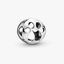 Carica l'immagine nel visualizzatore di Gallery, Charm Zampa openwork
