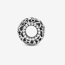Load image into Gallery viewer, Charm openwork Sole, stelle e luna
