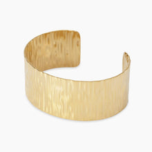Carica l&#39;immagine nel visualizzatore di Gallery, Bracciale da donna bangle in acciaio dorato effetto martellato Style 23 Kidult 831062
