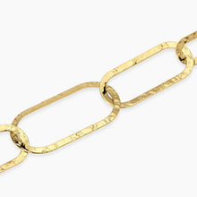 Carica l'immagine nel visualizzatore di Gallery, Bracciale da donna in acciaio dorato con maglie martellate Style 83 Kidult 831243
