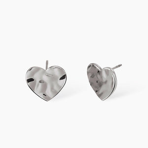 Orecchini da donna in acciaio cuore effetto martellato 861008