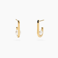 Carica l&#39;immagine nel visualizzatore di Gallery, Orecchini da donna in acciaio dorato con perle conchiglia Style 45 Kidult 861056
