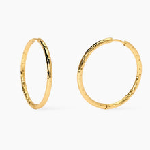 Carica l&#39;immagine nel visualizzatore di Gallery, Orecchini da donna in acciaio martellati dorati a cerchio Style 09 Kidult 861076
