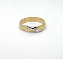 Load image into Gallery viewer, Anelli Fedi “Anniversario” in oro giallo 18kt con riporto in oro bianco 72675/15
