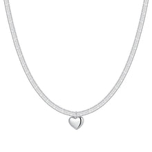 Carica l'immagine nel visualizzatore di Gallery, Collana da donna in acciaio con cuore Luca Barra CK2258

