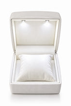 Load image into Gallery viewer, 18KT WHITE GOLD TENNIS
