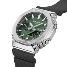 Carica l'immagine nel visualizzatore di Gallery, Orologio multifunzione da uomo G-Shock GBM-2100A-1A3ER
