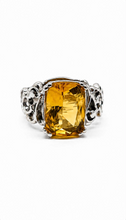 Load image into Gallery viewer, Anello in Argento LABRIO' con quarzo giallo citrino 2057
