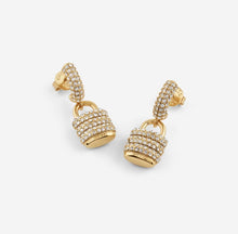 Carica l&#39;immagine nel visualizzatore di Gallery, Orecchini da donna in acciaio dorato e cristalli Guess JUBE05 407JW YG
