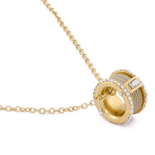 Carica l&#39;immagine nel visualizzatore di Gallery, Collana da donna in acciaio dorato Guess  JUBN05 389JW
