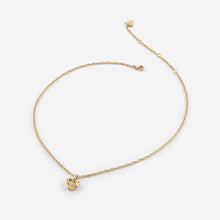 Carica l&#39;immagine nel visualizzatore di Gallery, Collana da donna in acciaio dorato e cristalli Guess JUBN05 463JW YG
