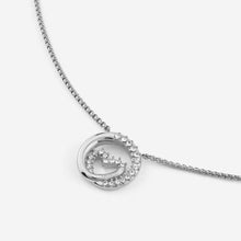 Carica l&#39;immagine nel visualizzatore di Gallery, Collana da donna in acciaio e cristalli Guess JUBN05 526JW RH
