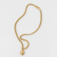 Carica l&#39;immagine nel visualizzatore di Gallery, Collana da uomo in acciaio dorato Guess JUMN01 301JW YG
