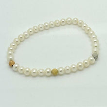 Load image into Gallery viewer, Kiara PBR1260K Natural Pearls Elastic Women&#39;s Bracelet
