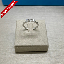 Load image into Gallery viewer, 18kt white gold Trilogy ring with zircons 1.90 g 72060
