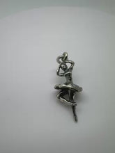 Load and play video in Gallery viewer, Ciondolo In Argento 925 Ballerina Cod. 77308
