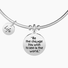 Carica l&#39;immagine nel visualizzatore di Gallery, Bracciale da donna in acciaio ciondolo tondo Be the change you wish... Kidult 731884

