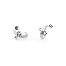 Load image into Gallery viewer, Cesare Paciotti men's earrings in Silver JPOR2186B

