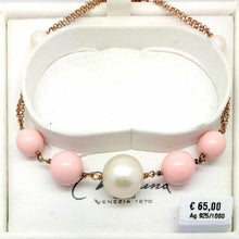Load image into Gallery viewer, Women&#39;s bracelet in 925 rosé silver, pink coral and white pearls PBR2471M
