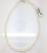 Carica l&#39;immagine nel visualizzatore di Gallery, Collana da donna con perle bianche a scalare PCL2325
